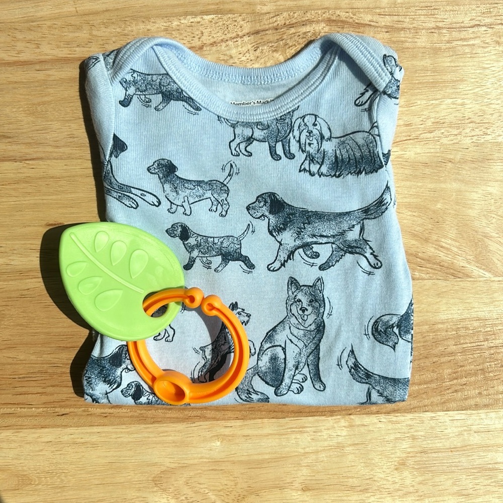 Newborn bodysuit 🥰